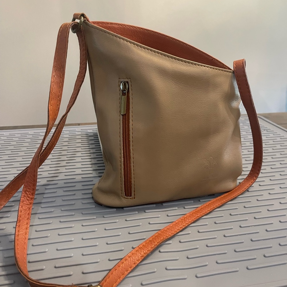 Vera Pelle Genuine Leather Crossbody Purse